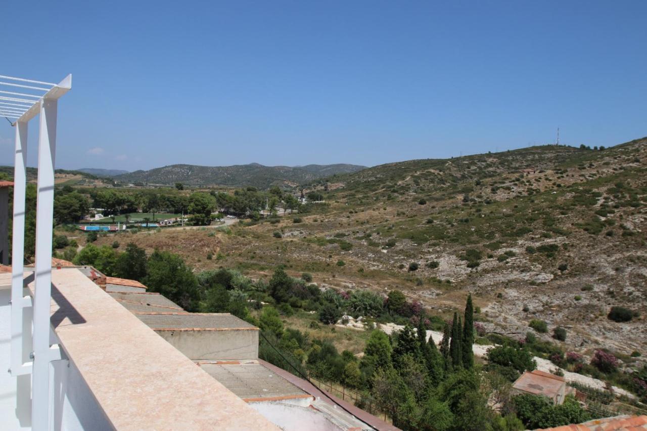 Un Moment, Casa Rural De 4 Estrellas Les Coves de Vinroma 外观 照片